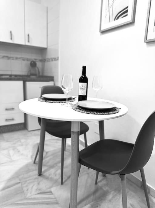 Precioso Estudio Junto Al Mar, Apartamentos Don Diego En La Carihuela Torremolinos Exteriör bild